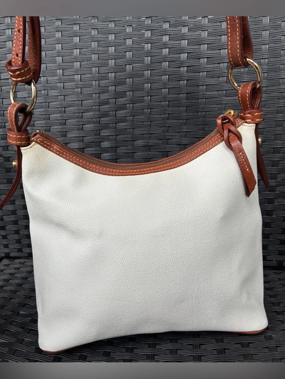 Dooney & Bourke white Shoulder Bag and Brown Leather,Vintage Dooney & Bourke Bag - Picture 3 of 16